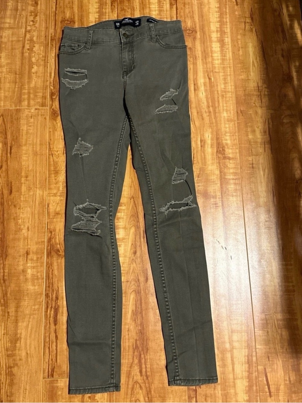 Hollister Olive Green Distressed Skinny Jeans - Women's